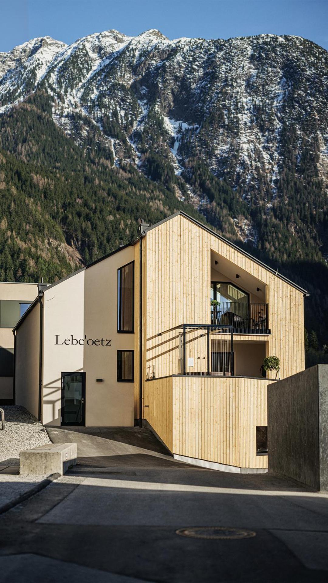 Lebe'Oetz - Das Ferienapartmenthaus Im Zentrum Von Oetz Exterior foto